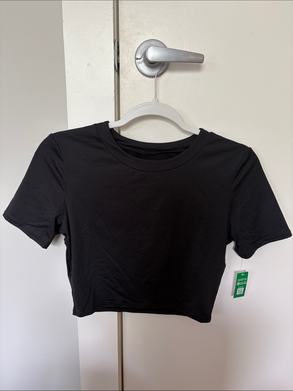 GAP Black Women's Swim Crop Tee